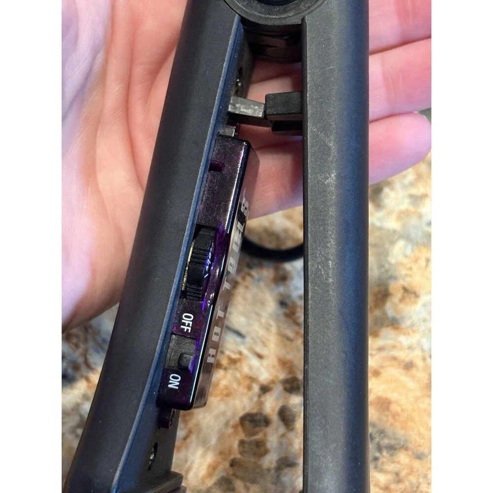 Hot Tools Ceramic Titanium Pro Flat Iron Model 1189 Discontinued | TESTED WORKS